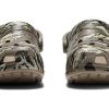 Crocs Classic Printed Camo Clogs “Brown” 894825