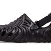 Crocs Salehe Bembury x Pollex Clog “Sasquatch” 207393-001 Crocs Salehe Bembury x Pollex Clog “Sasquatch” 207393-001