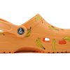 Crocs (WMNS) Classic clog Sports sandals “Orange” 206375-801