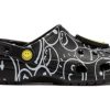 Crocs (WMNS) Smiley World Classic Clogs “Black White Yellow” 873137