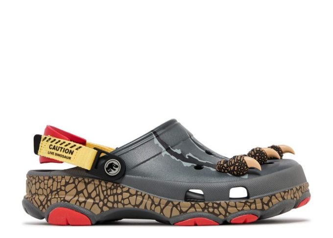 Jurassic World x All-Terrain Clog “Caution, Live Dinosaur” Jurassic World x All-Terrain Clog “Caution, Live Dinosaur”