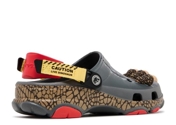Jurassic World x All-Terrain Clog “Caution, Live Dinosaur” Jurassic World x All-Terrain Clog “Caution, Live Dinosaur”