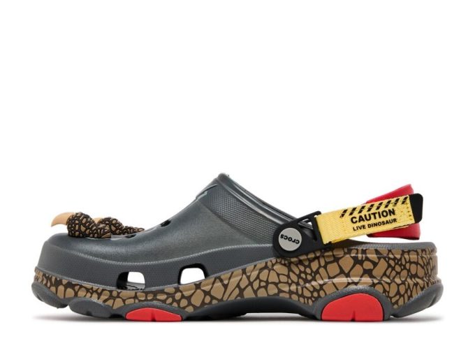 Jurassic World x All-Terrain Clog “Caution, Live Dinosaur” Jurassic World x All-Terrain Clog “Caution, Live Dinosaur”