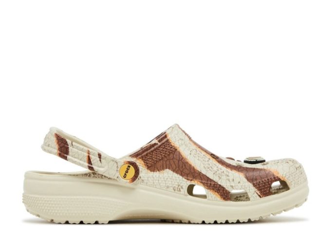 Jurassic World x Classic Clog “Bone” Jurassic World x Classic Clog “Bone”