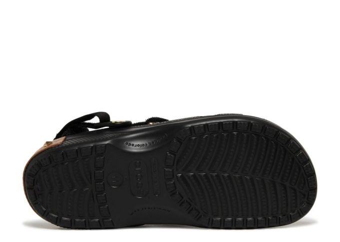 MCM x Classic Clog “Mini Fanny Pack – Black” MCM x Classic Clog “Mini Fanny Pack – Black”