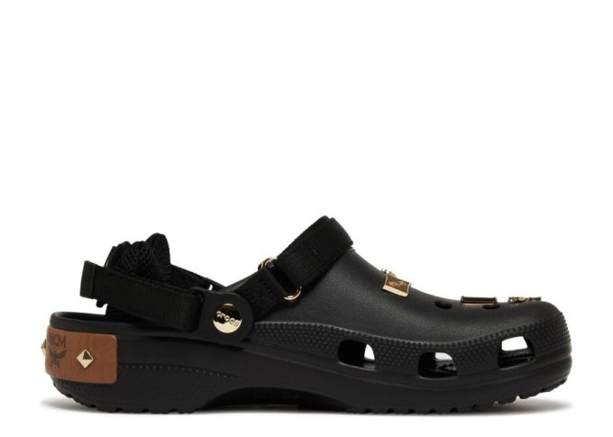 MCM x Classic Clog “Mini Fanny Pack – Black” MCM x Classic Clog “Mini Fanny Pack – Black”