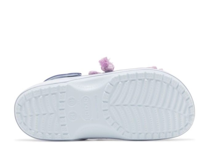 Naruto Shippuden x Classic Clog “Sasuke”