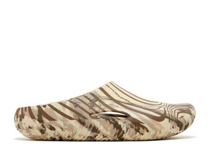 Palace x Mellow Slide “Bone” Palace x Mellow Slide “Bone”