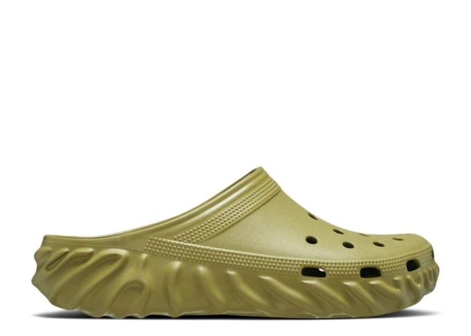 Salehe Bembury x Saru Clog “Pesto” Salehe Bembury x Saru Clog “Pesto”