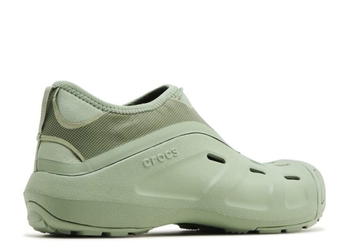 Satisfy x Quick Trail Low “Moss”