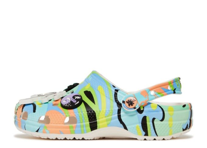 Steven Harrington x Wmns Classic Clog “Quickstrike – Multi-Color”